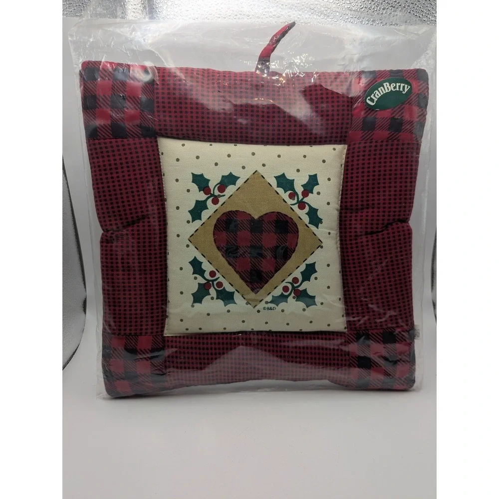 Cranberry Hotpad Quilted‎ Heart Buffalo Plaid Christmas Kitchen Decor Hanging